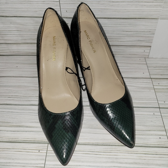 Marc Fisher Heels - Picture 2 of 9